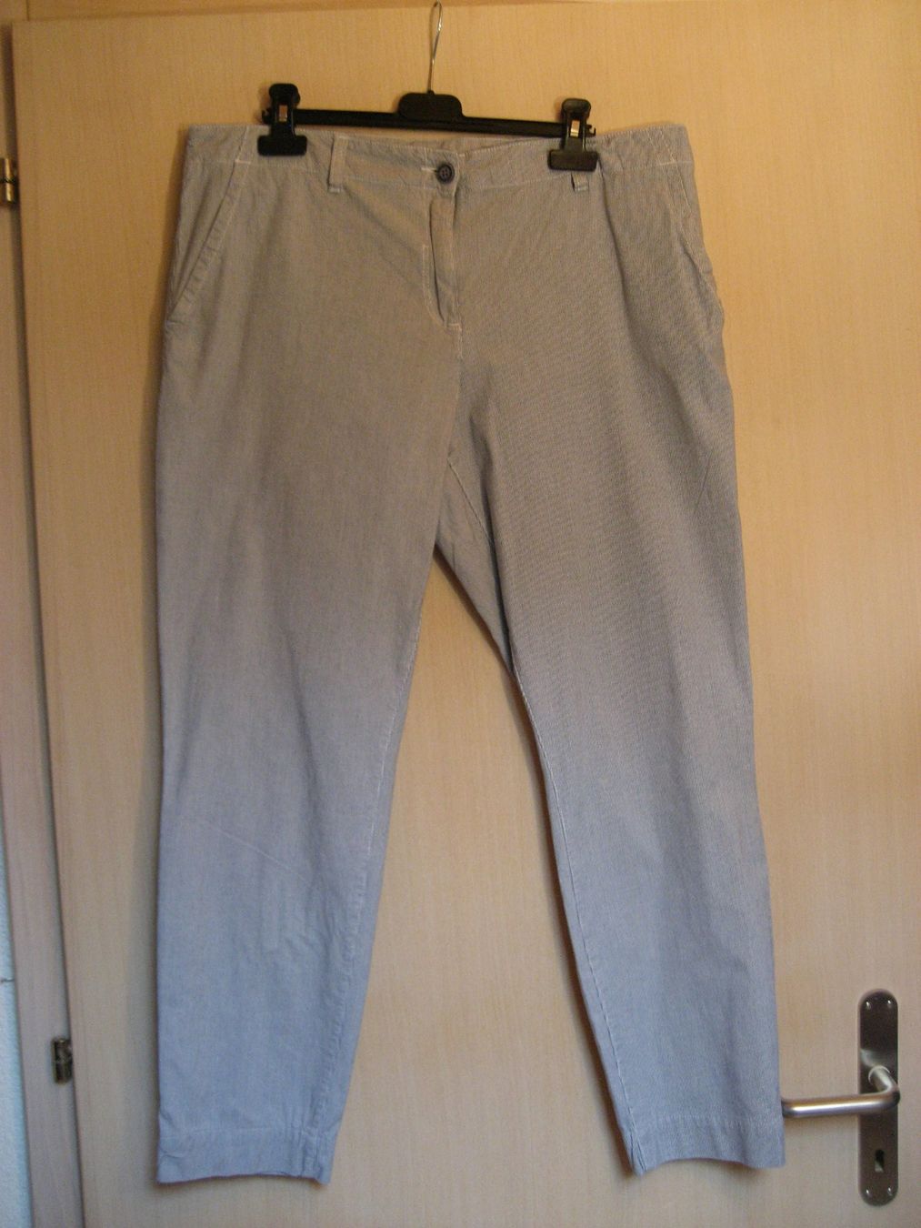 Tom Tailor Pantaloni: Pantalon Tom Taylor taille 42 – Usato da Delémont venduto da marryb