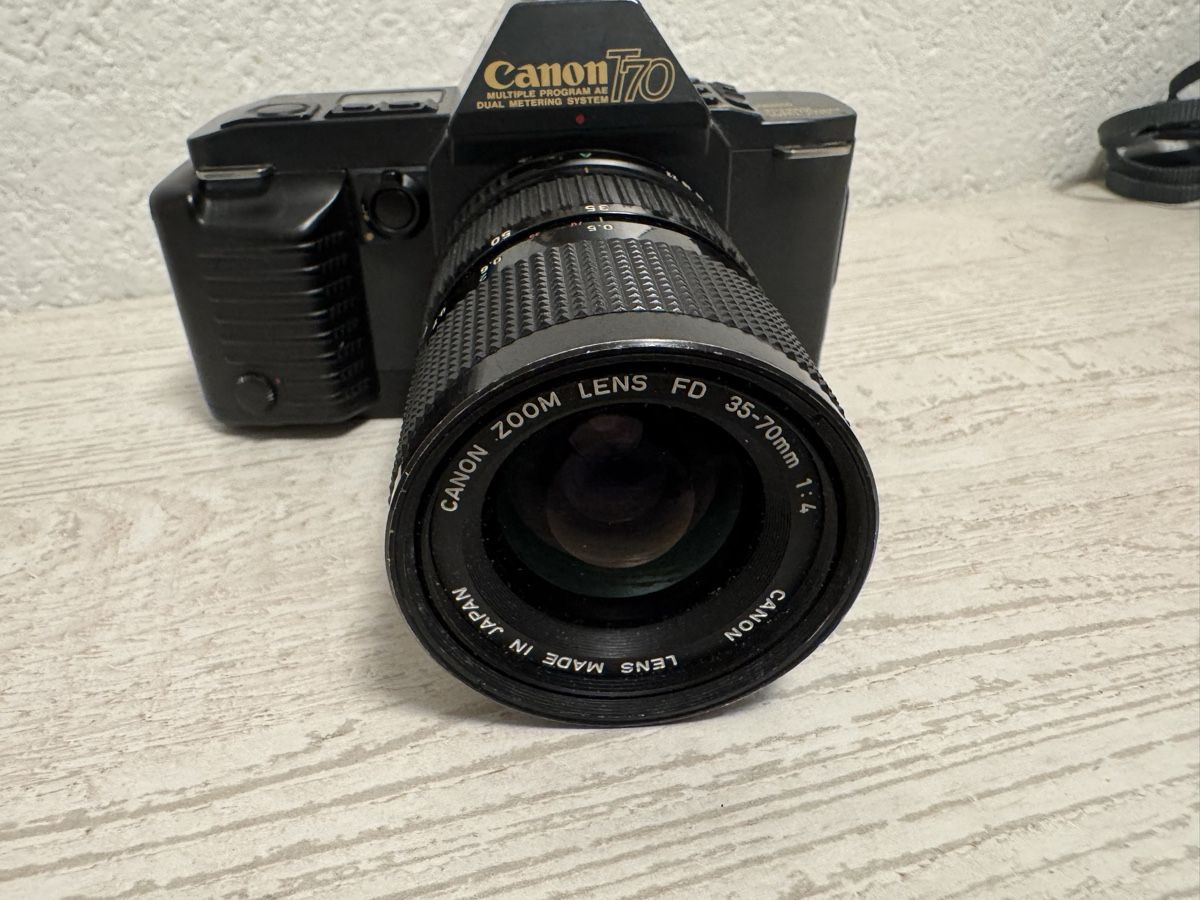 Canon Fotocamera: canon t70 kamera – Usato da Zunzgen venduto da milesdavis76