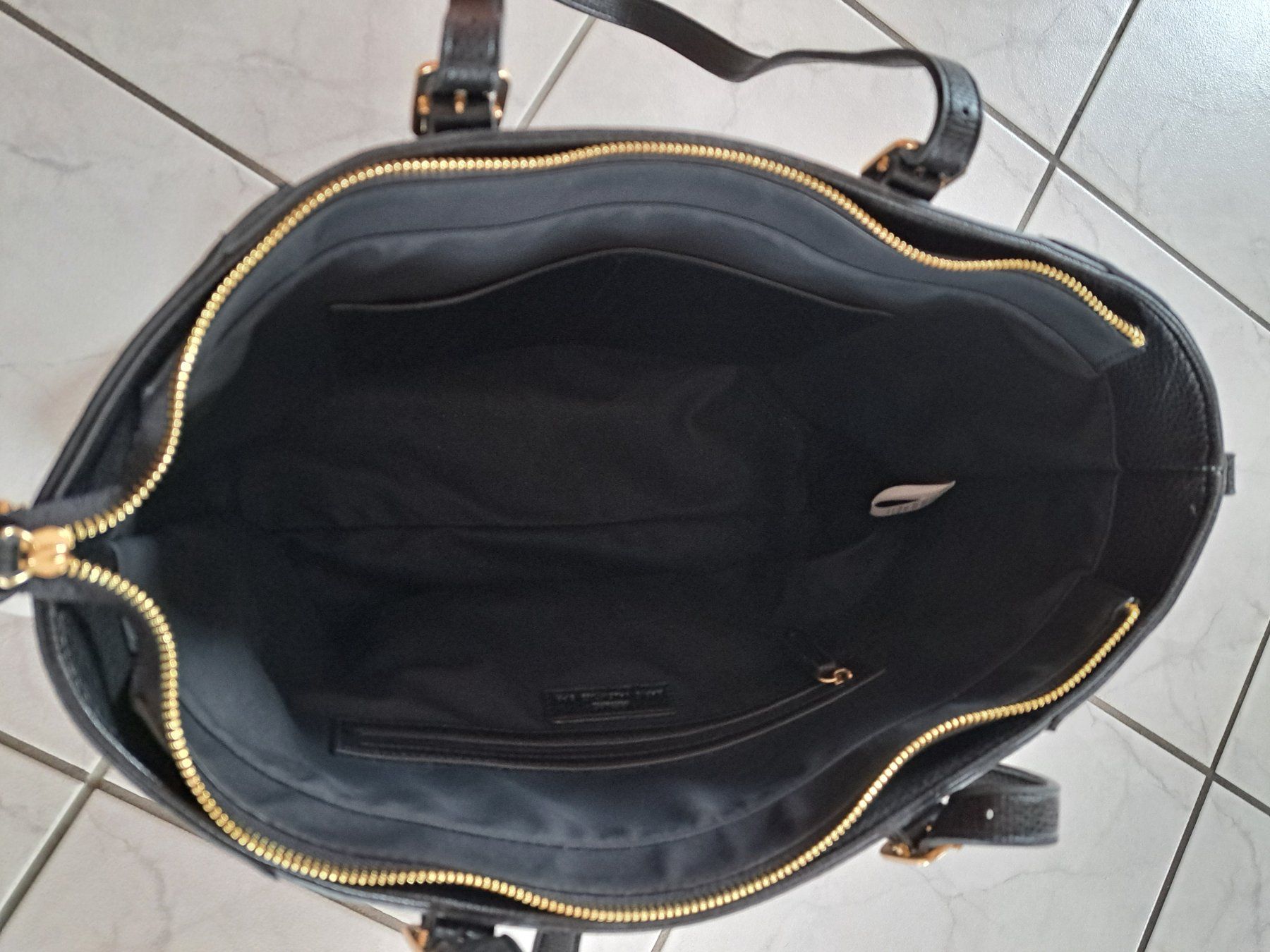 Valentino Borse da donna: Neue Tasche Marke Valentino – Nuovo e nell'imballaggio originale da Weinfelden venduto da bafo12 2