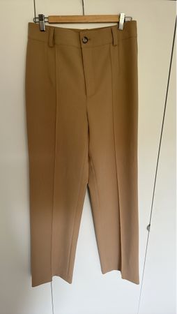 Damen Hose Zara beige Grösse M neu