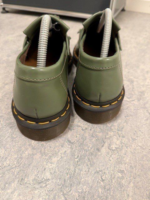 Dr. Martens Herrenschuhe: Dr. Martens "Adrian" Loafer olive Gr. 41 – Gebraucht aus Bern von howi72 1