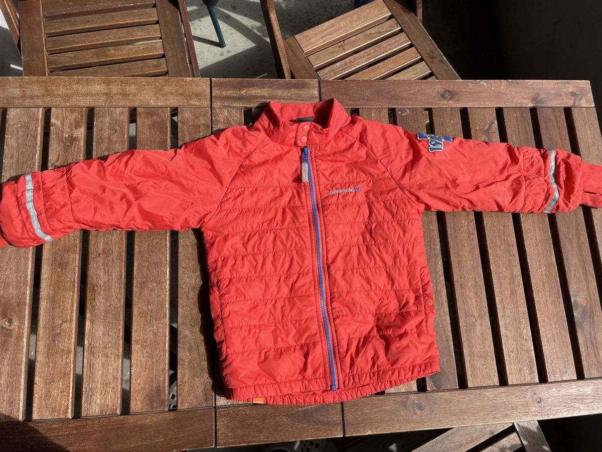 Didriksons Jacken & Mäntel: Didriksons Thermojacke Gr. 120, rot-orange – Gebraucht aus Bern von brup