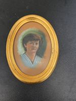 Pastellbild Frau signiert H. Rufermund 82 