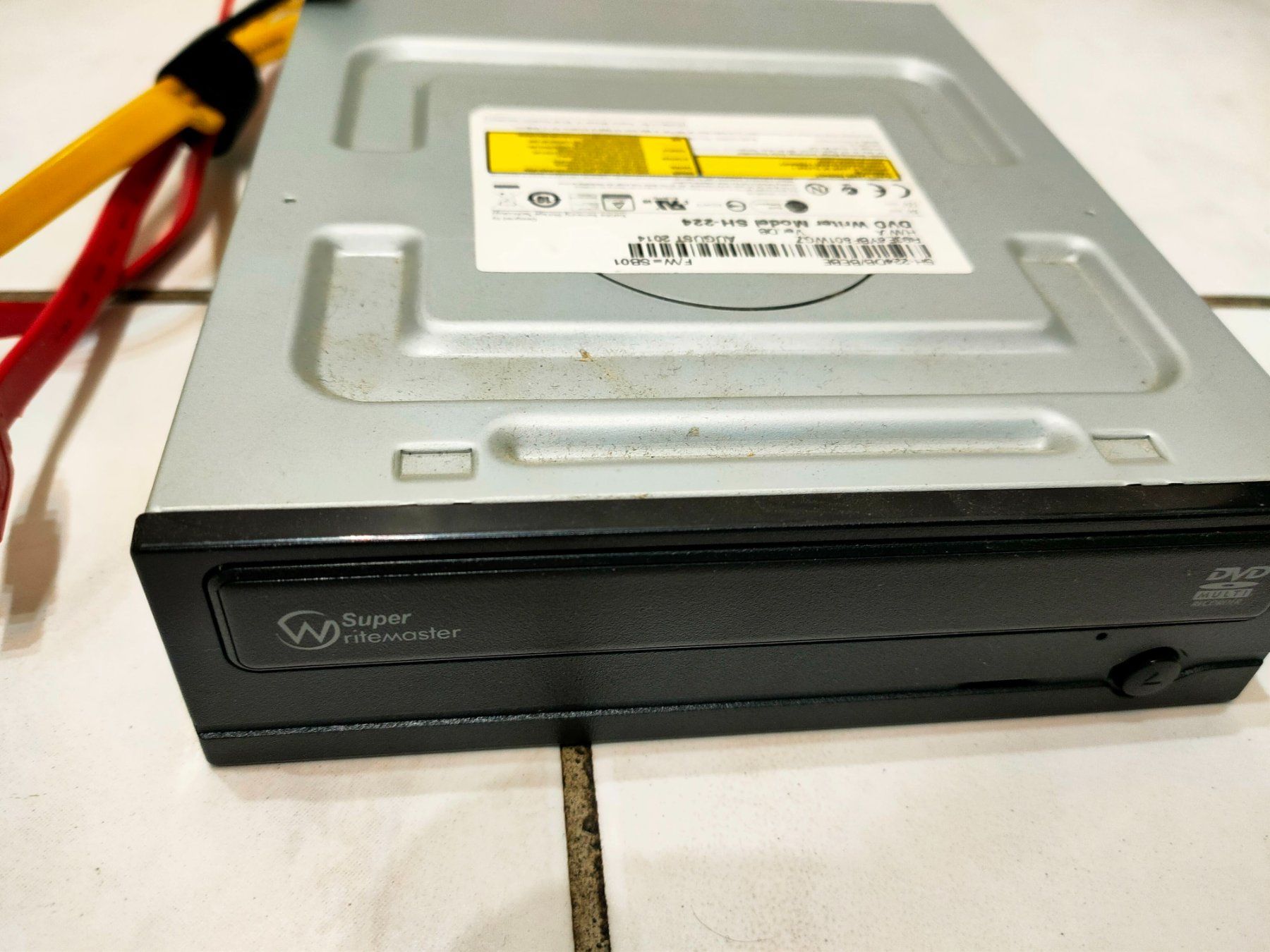 PCs: DVD Writer Einbau Model SH-224 für PC – Neu (gemäss Beschreibung) aus Bronschhofen von happynews2018