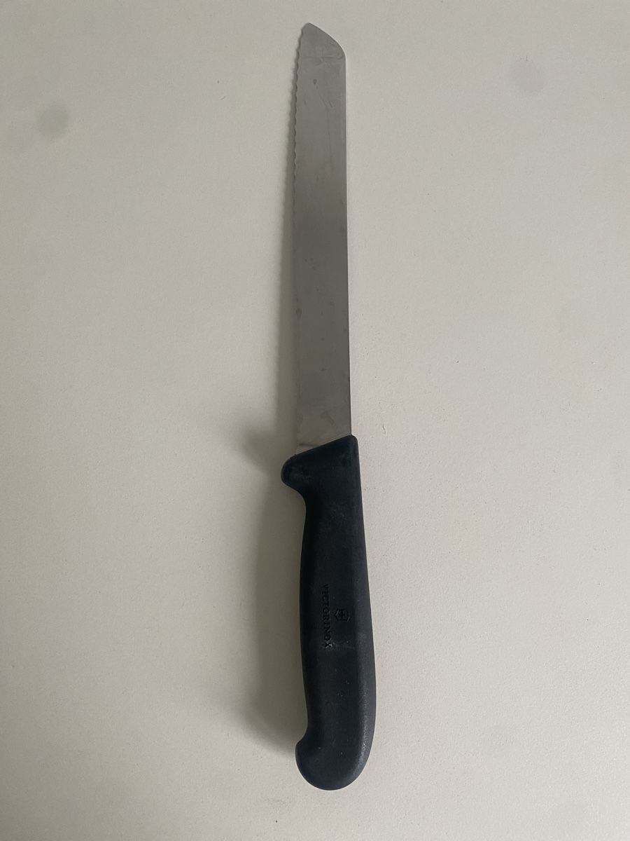 Victorinox Coltelli da cucina: Victorinox bread knife – Usato da Thalwil venduto da zhe_69pd 1