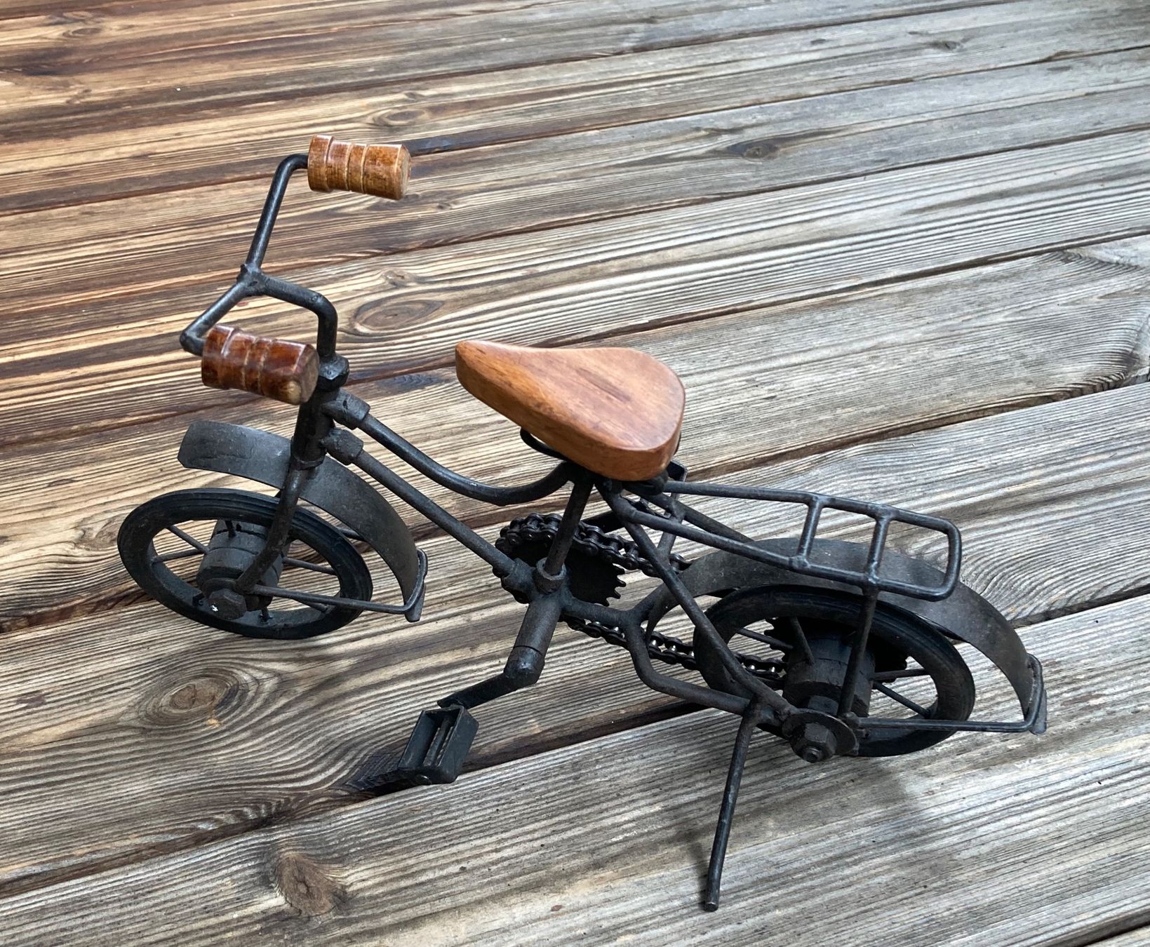 Kit di modellismo & Modellini statici: Velo Modell aus Metall – Usato da Lüchingen venduto da Eeizo 2