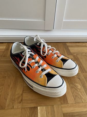 Converse Chuck Taylor 70 Flames Sneakers