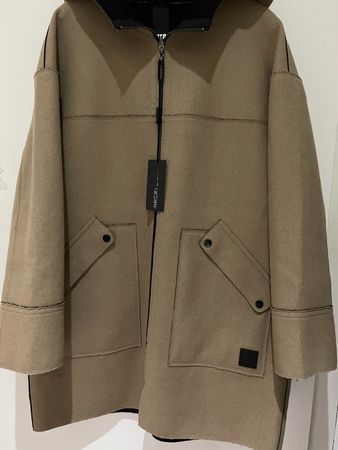 MARCCAIN Damen Wendemantel / 2 Seiten/ mit Kapuze Gr.40 NEU