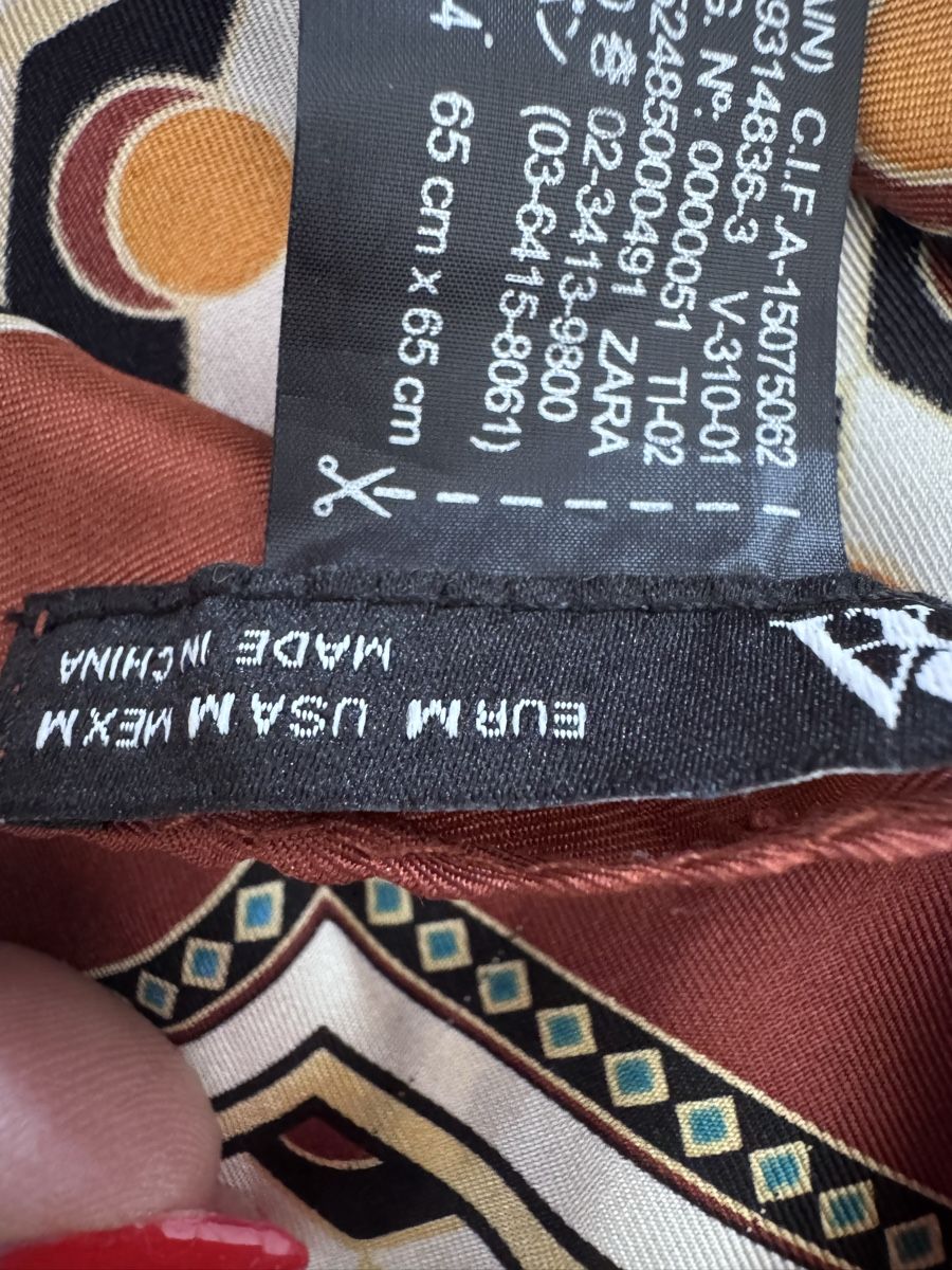 Zara Foulard & Sciarpe: Seidentuch Zara  – Nuovo (secondo la descrizione) da Unterengstringen venduto da Cuz_5555 1