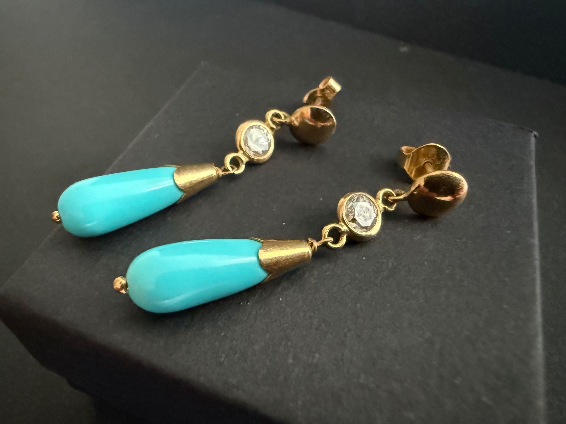Orecchini pendenti & Orecchini a lobo: Gelbgold Ohrstecker 750, 18K – Usato da Spiegel b. Bern venduto da Rogger72