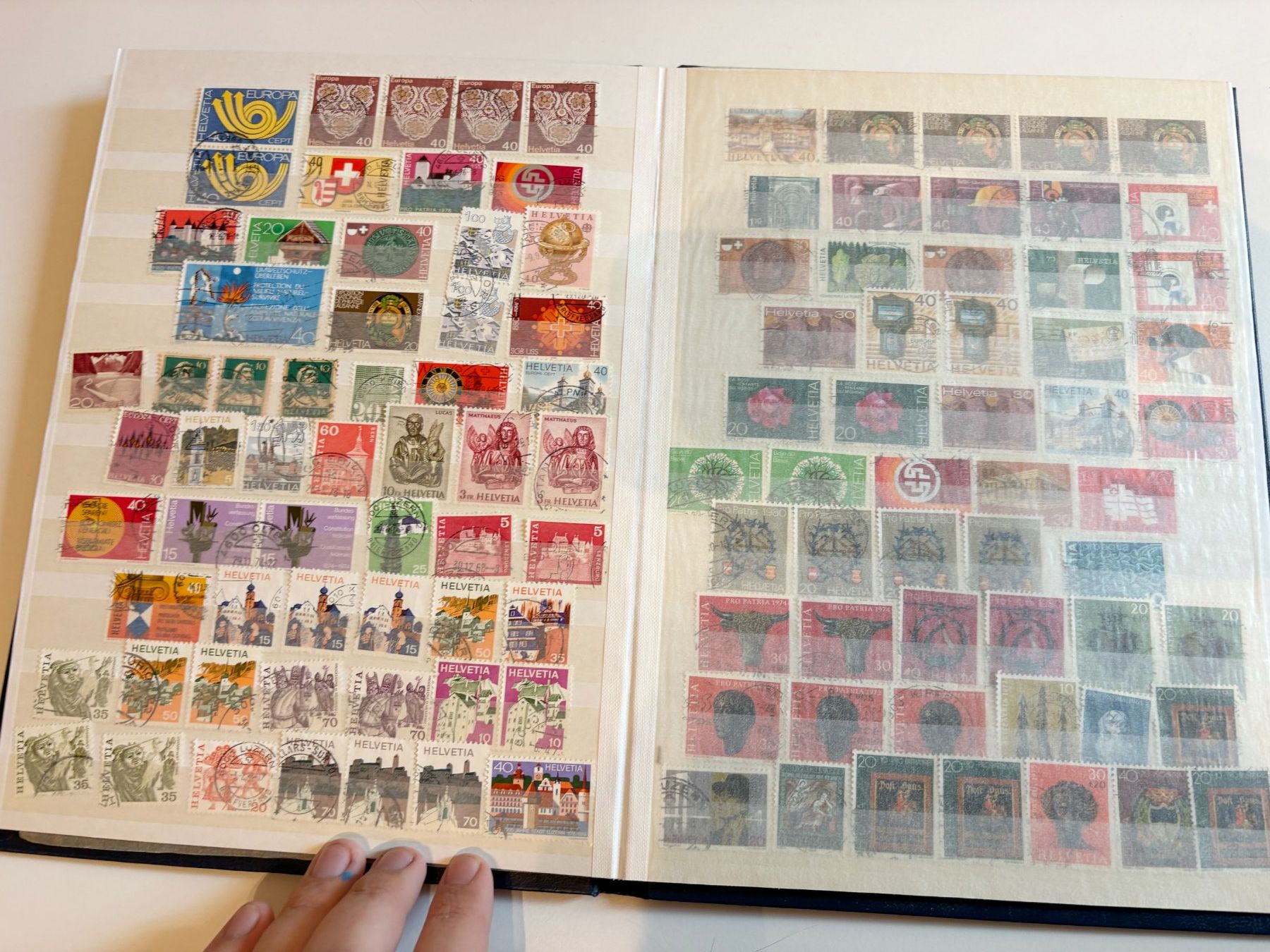 Tutti i francobolli: ALBUM Briefmarke MIX – Usato da Riva san vitale venduto da abd_p86k 7