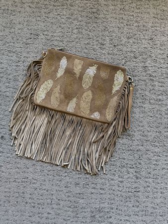 Sac pochette franges plume beige bon état 36x24cm