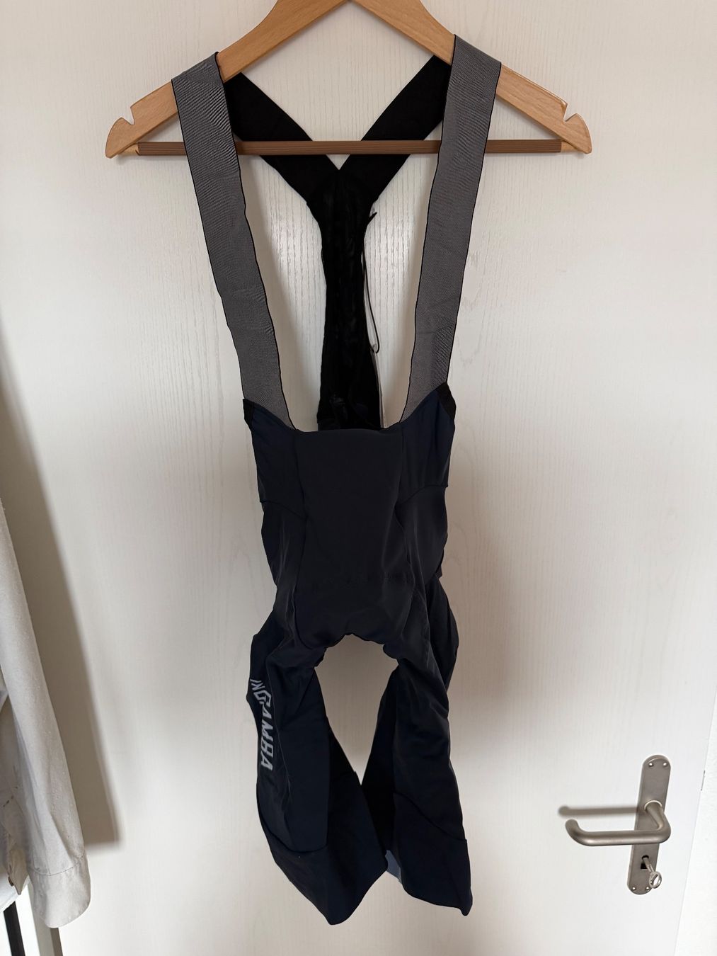Pantalons: Q36.5 Gregarius Bib ImGamba NEW Size M – Neuf avec emballage d'origine à Küsnacht ZH par gma_67jc