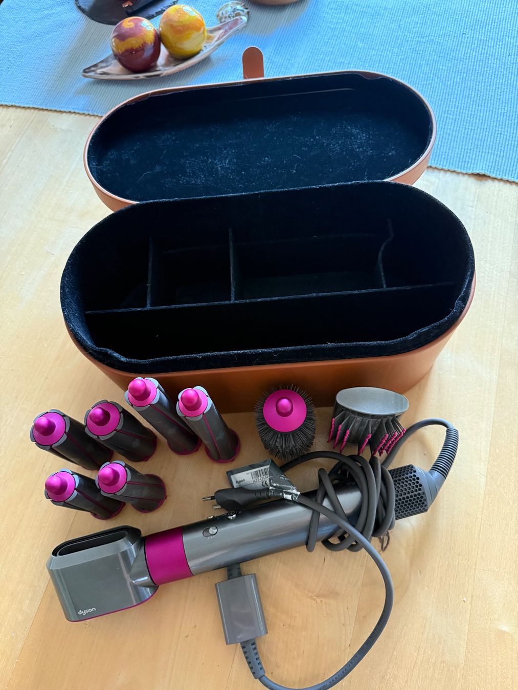 Dyson Fers à boucler & lisser: Dyson Airwrap Complete Fuchsia/Nickel – D'occasion à Lugano par viv_766z 2