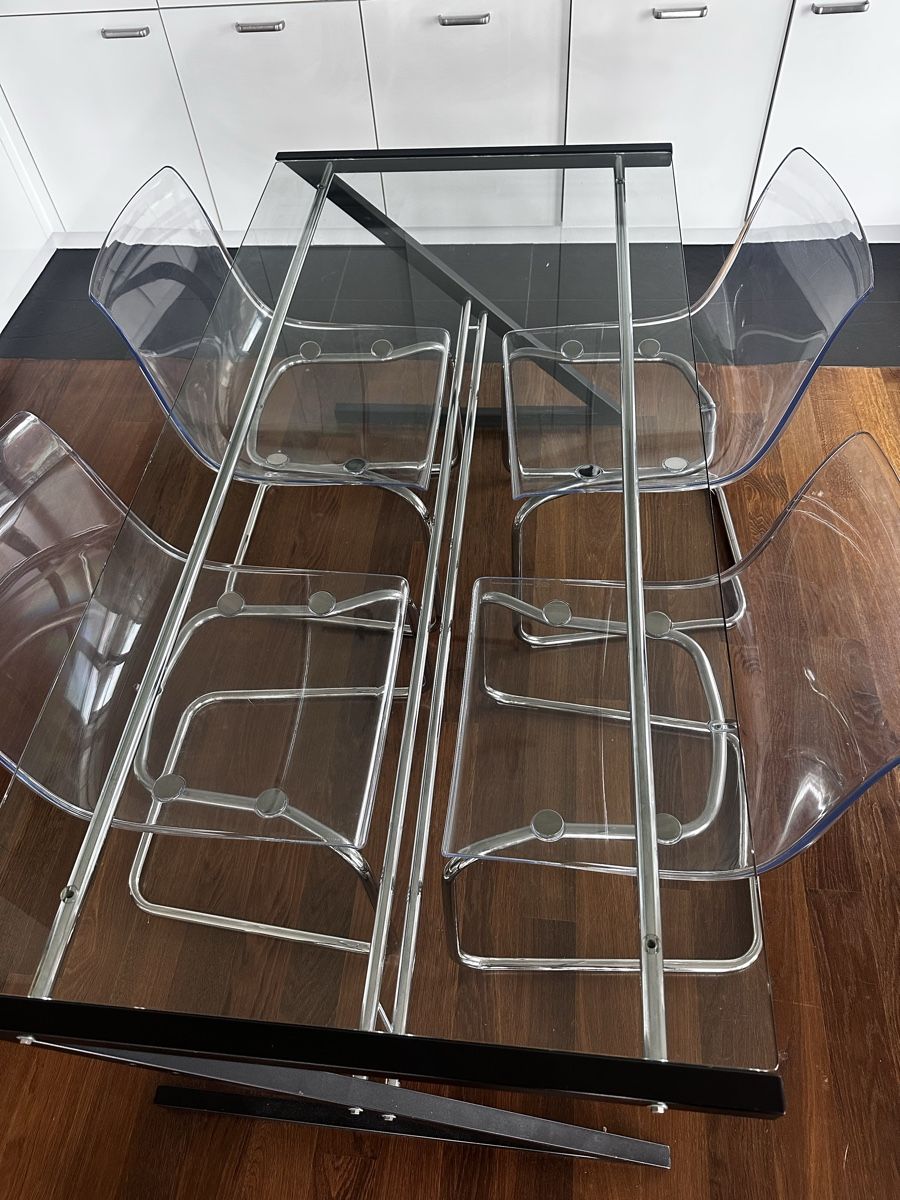 Tavoli: Modern Glass Dining Table – Usato da Basel venduto da mai_hw2r 1