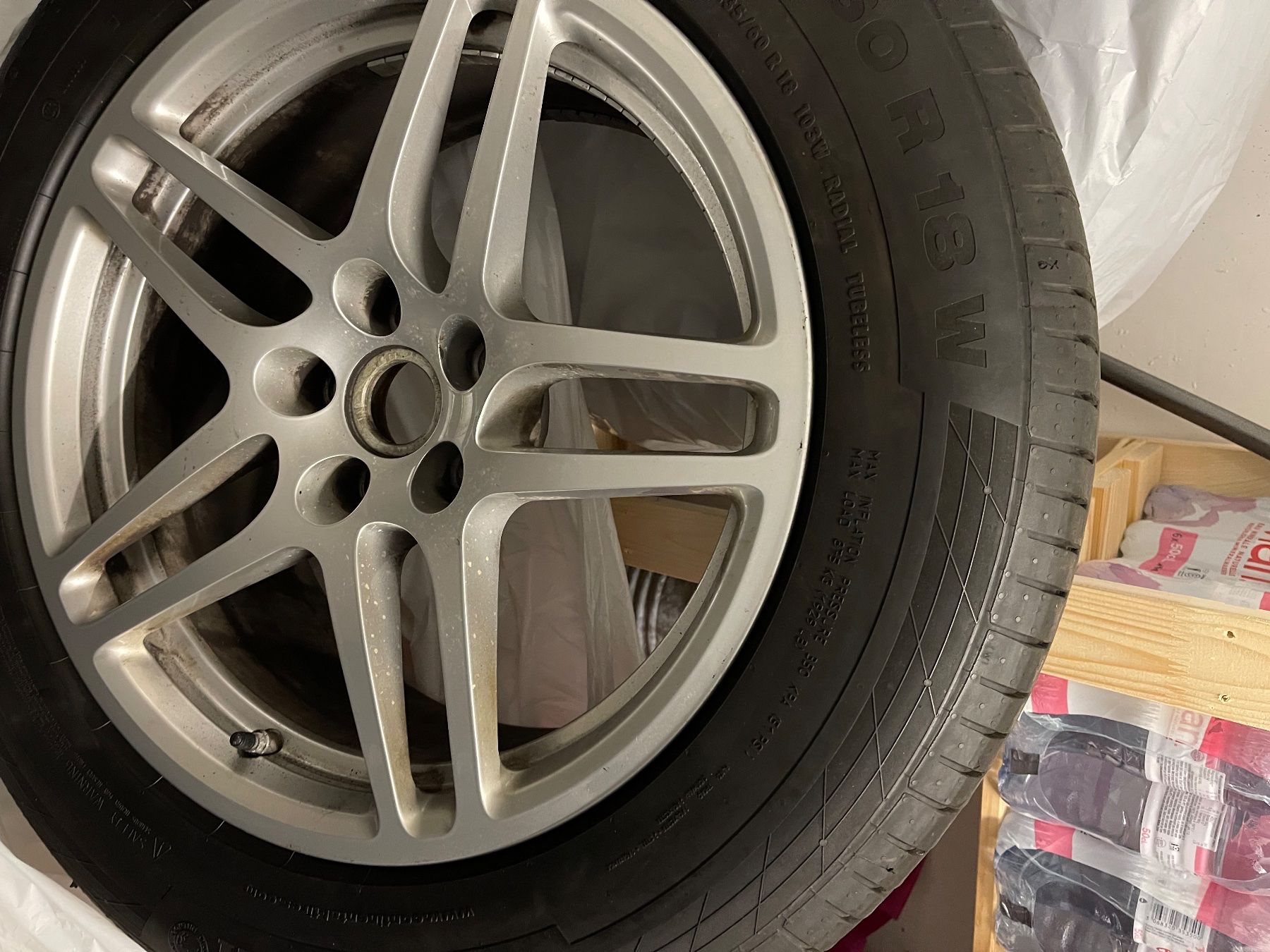 Pneus & Kompletträder: PNEUS D'ETE CONTINENTAL AVEC JANTES – Gebraucht aus Vevey von lairdutemps 1