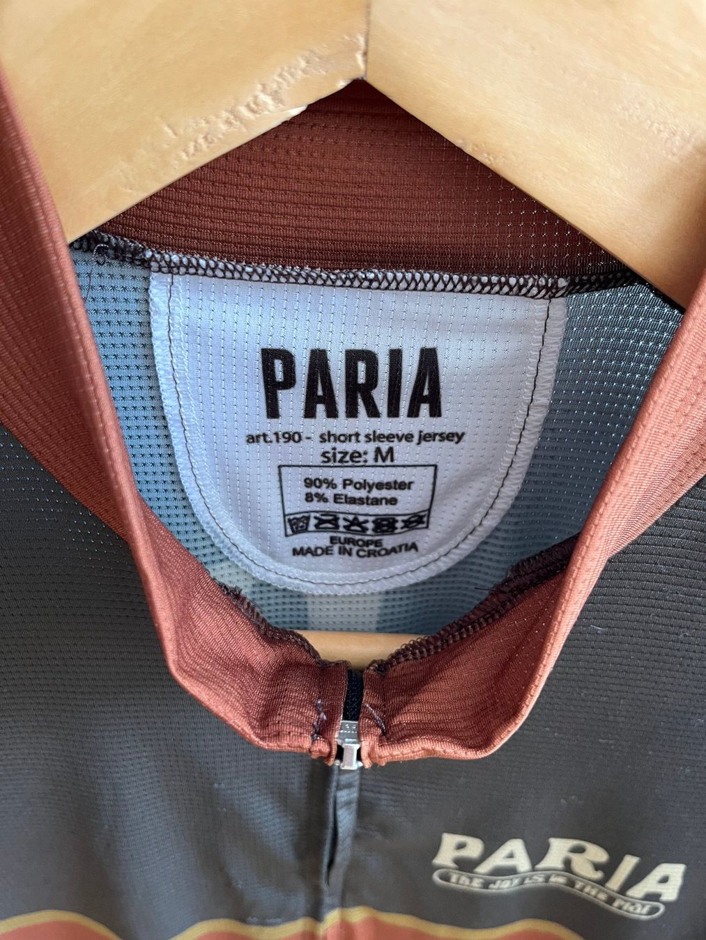 Canottiere & Pantaloni: Maillot cyclisme Paria taille M - Neuf – Usato da Hauterive NE venduto da romyberbe 2