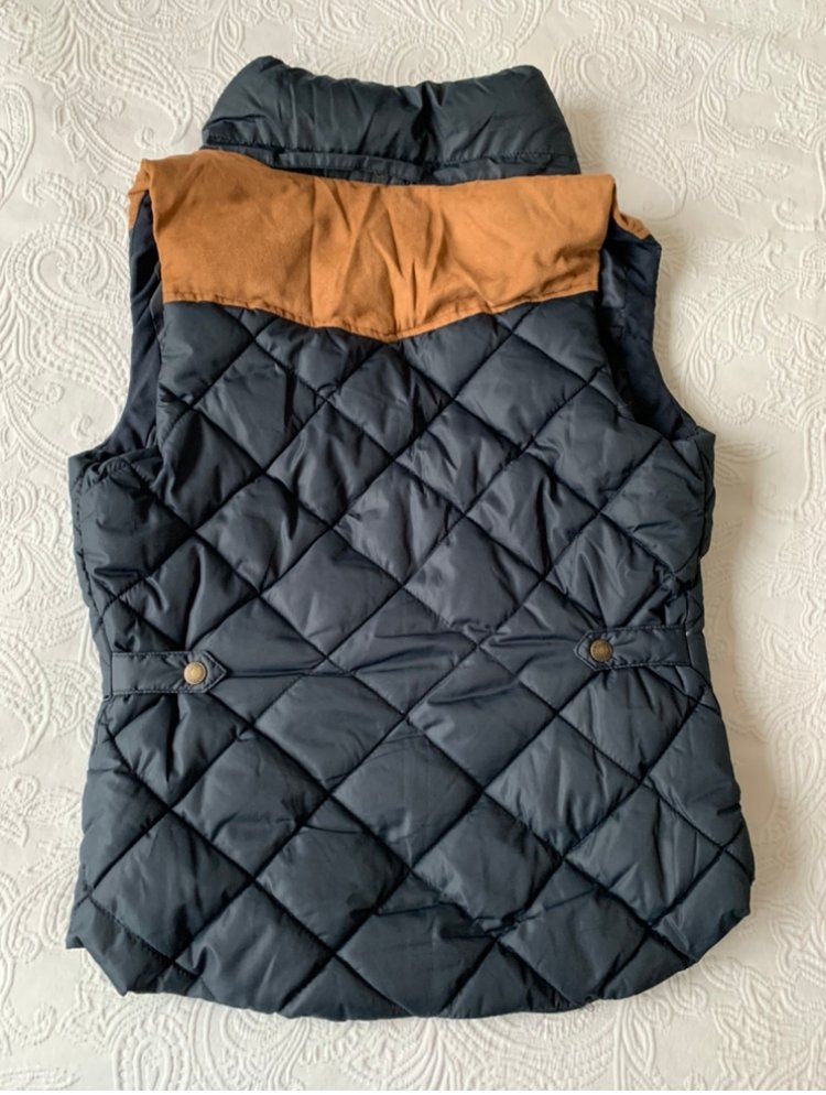H&M Gilet & Giacche senza maniche: Un Gilet Gr.34 – Usato da Moutier venduto da chDuplessy 1