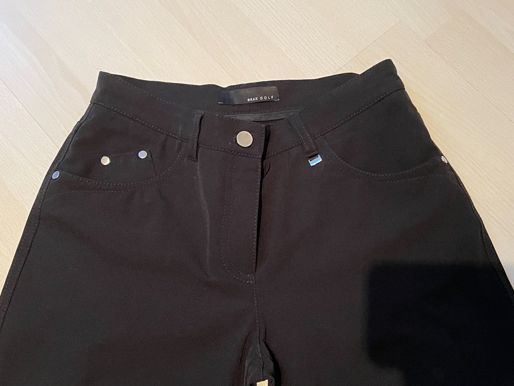 Pantaloni: Brax Golfhose Damen Gr. 36 schwarz – Usato da Schindellegi venduto da Moom1402 2