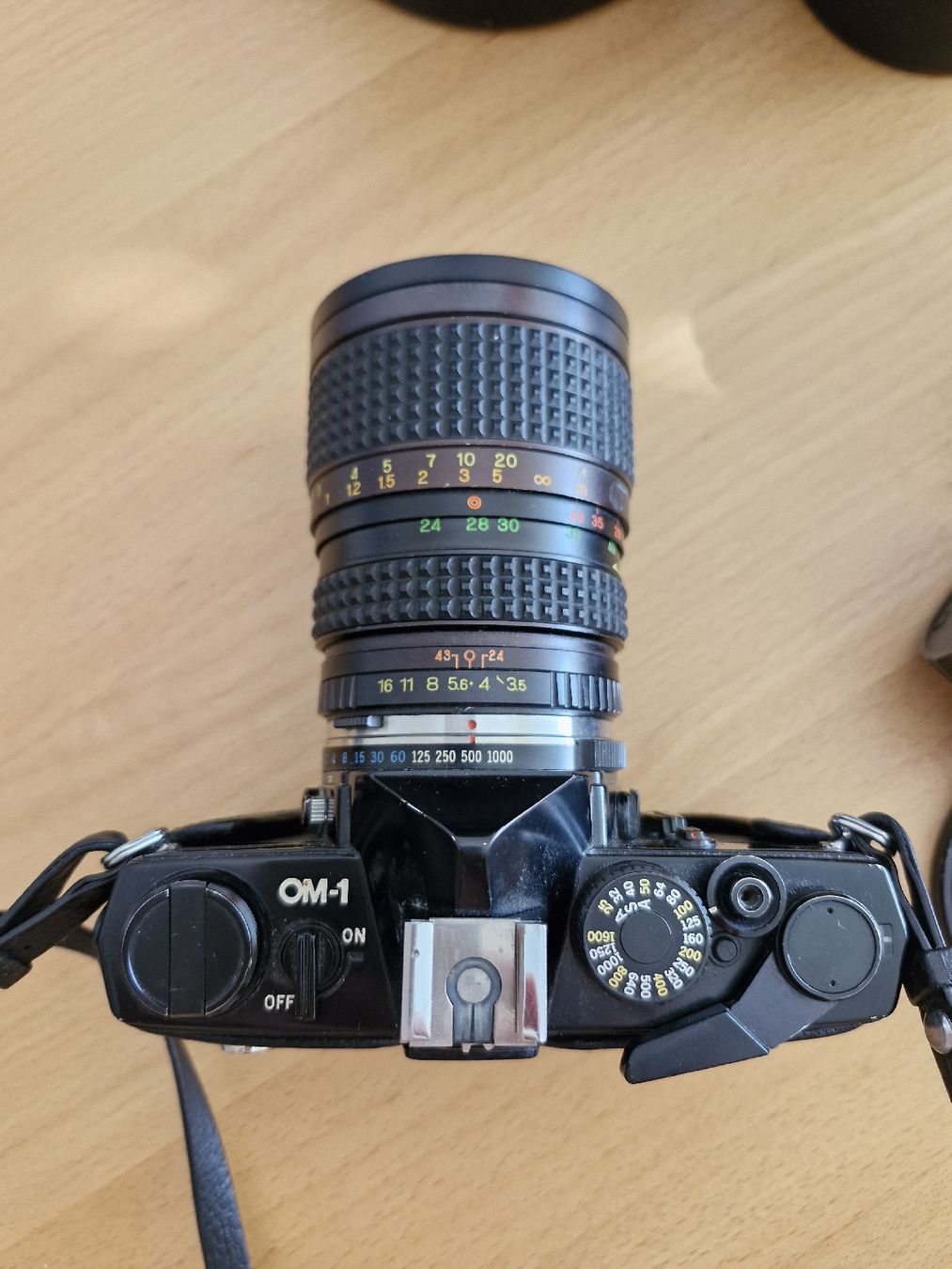 Olympus Fotocamera: alte Olympus Kamera mit Objektiven  – Difettoso da Obernau venduto da flipflop09 6