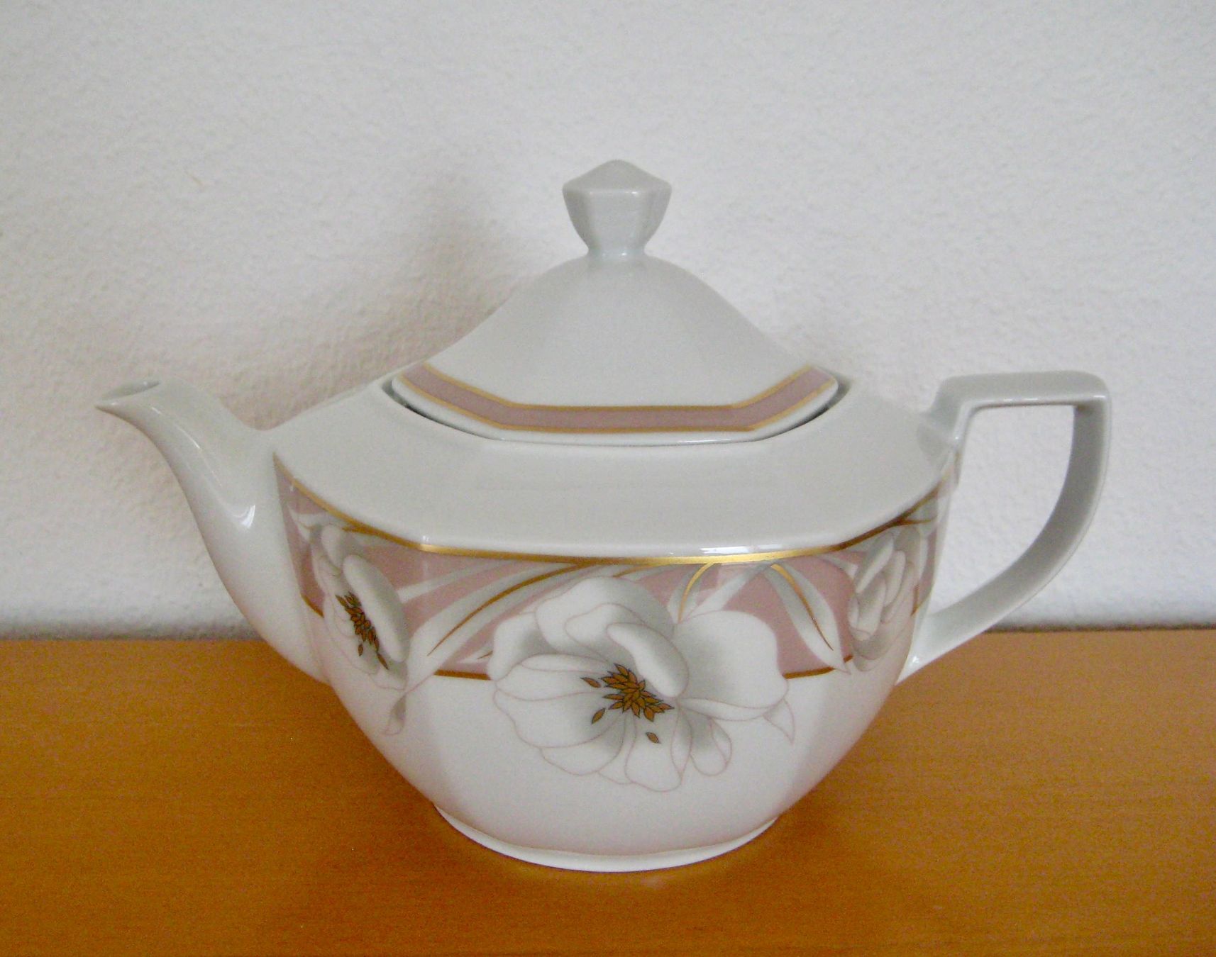 Winterling Teekannen: Teekanne Winterling Bavaria – Gebraucht aus Langendorf von Happy11 2