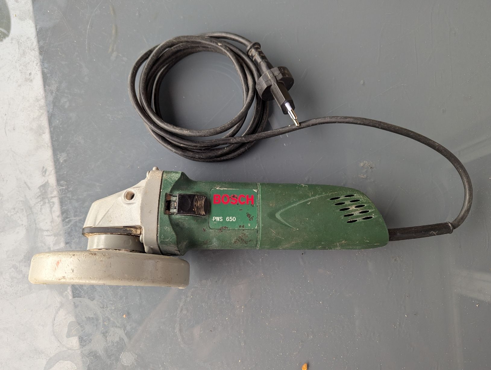 Bosch Smerigliatrici & Lucidatrici: Bosch Winkelschleifer Bosch pws 650 – Usato da Brienz BE venduto da bar_xf2d