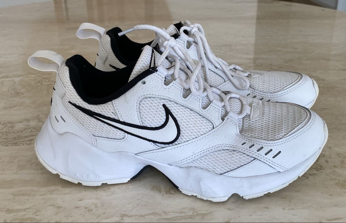 Nike Damenschuhe: Nike Air Heights – Gebraucht aus Emmen von Linda-Bachmann 1