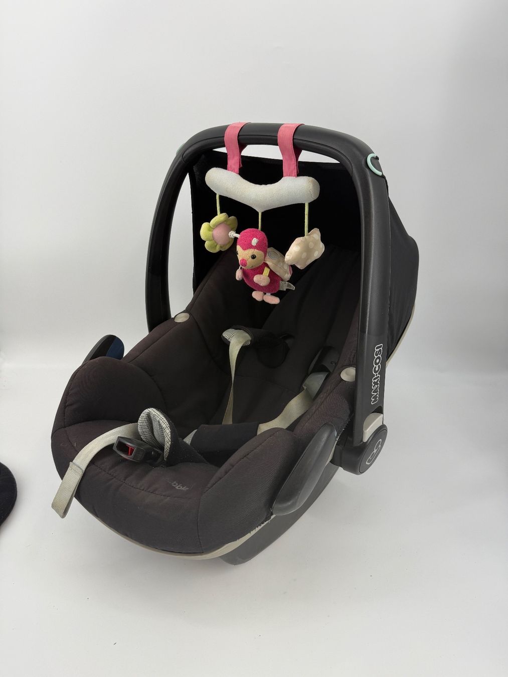 Maxi-Cosi Seggiolini per auto: Maxi Cosi Babyschale Pebble Plus mit Isofix Station – Usato da Auenstein venduto da moin. 4