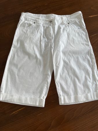 Weisse Sommer-Hose, Short Gr. S