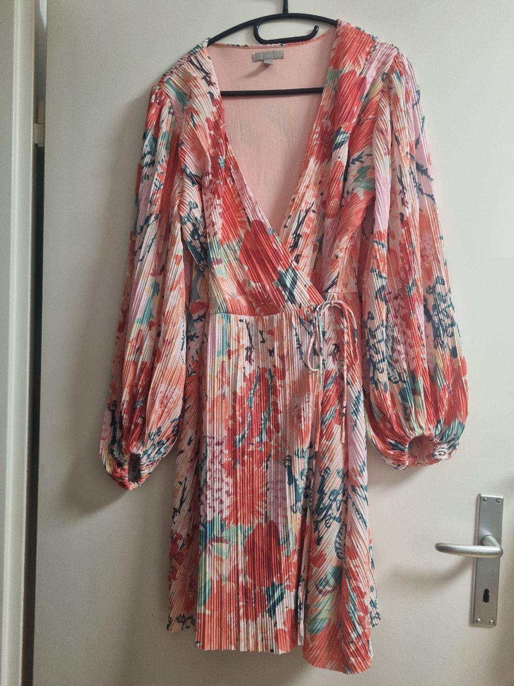 H&M Vestiti: Wickelkleid H&M, Gr. L – Usato da Jonen venduto da Juliette_St 1