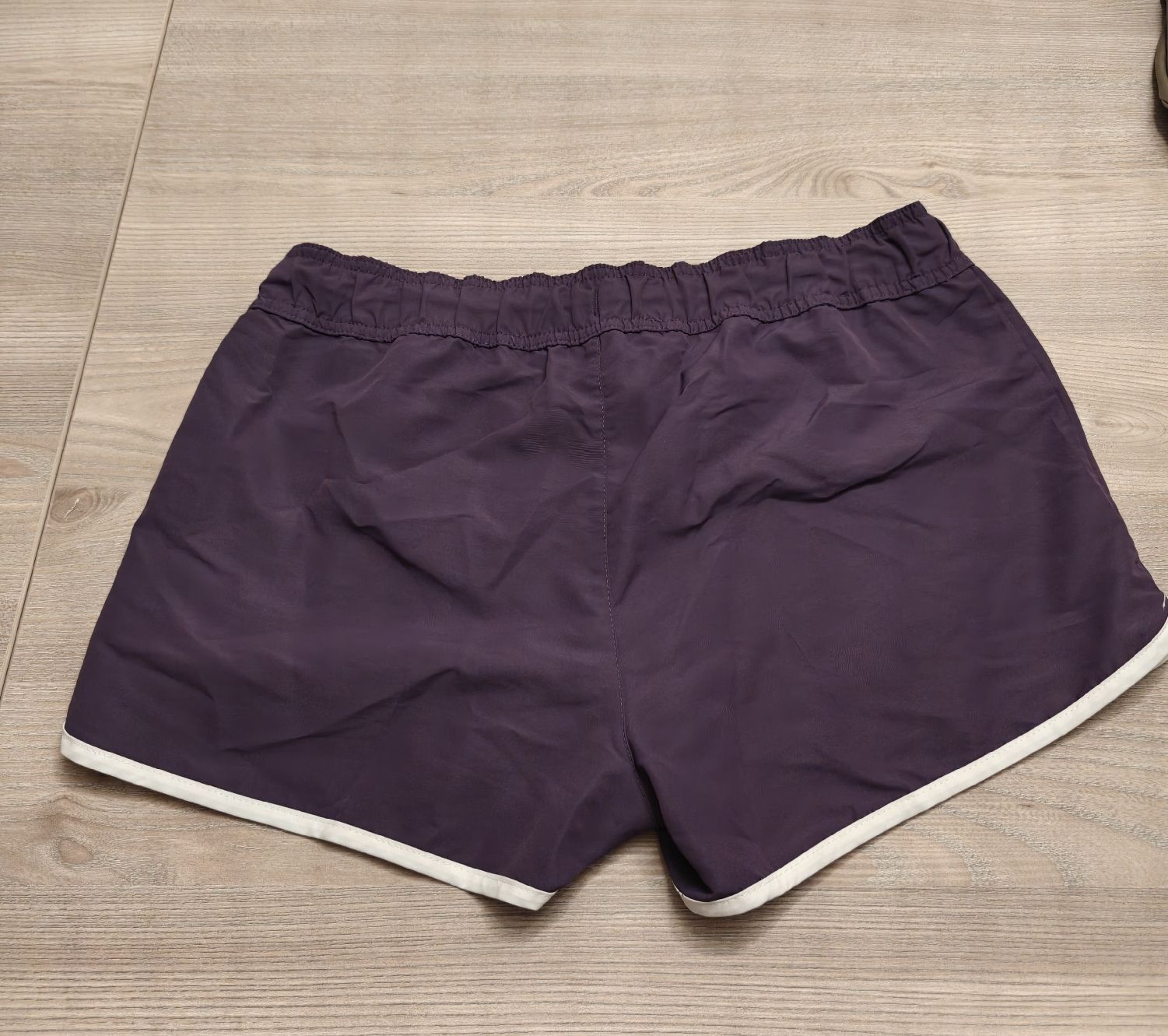Pantaloni: Shorts - Violett - Gr. 38/40 – Nuovo (secondo la descrizione) da Winterthur venduto da Dana_33 2