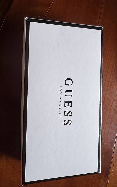 Guess Portemonnaie: Guess Geldbeutel neu – Gebraucht aus Liestal von iv01 3