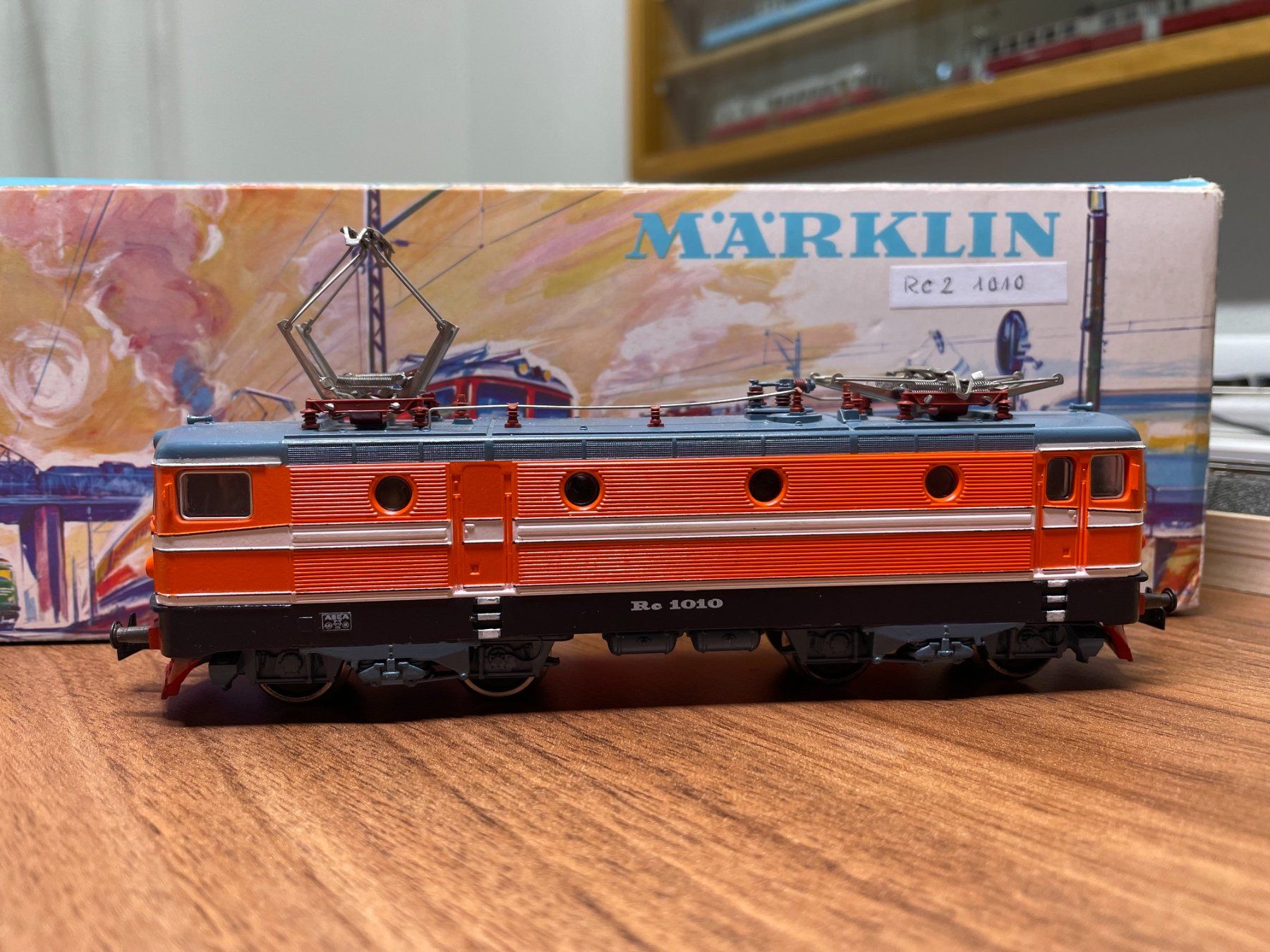 Märklin Modelleisenbahnen: Märklin HAMO SJ Rc 2 in DC analog – Gebraucht aus Villmergen von Mfritz