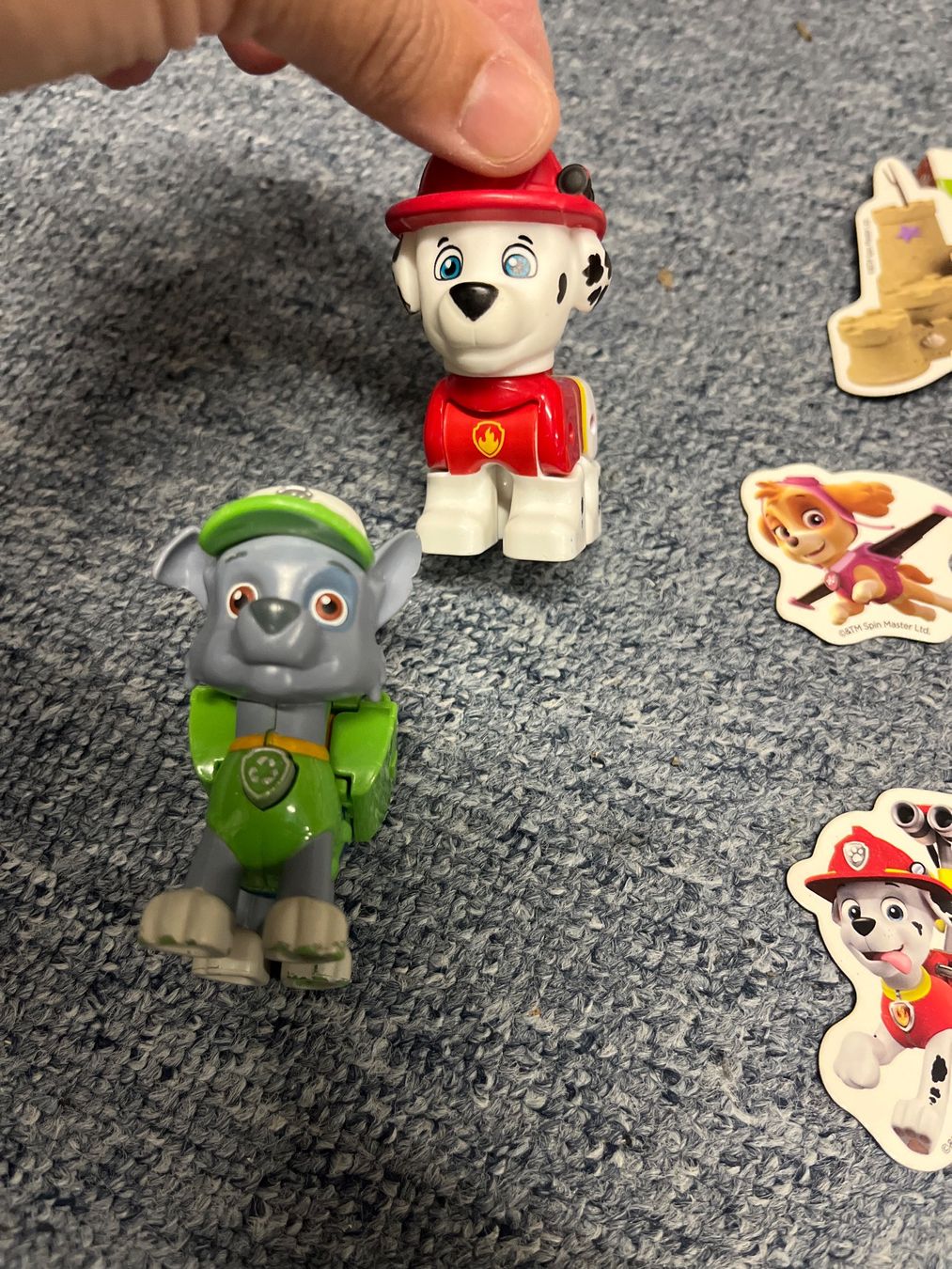 Statuette: Paw Patrol figures + Magnet Spiel buch – Usato da Zürich venduto da Proton_Slit 1