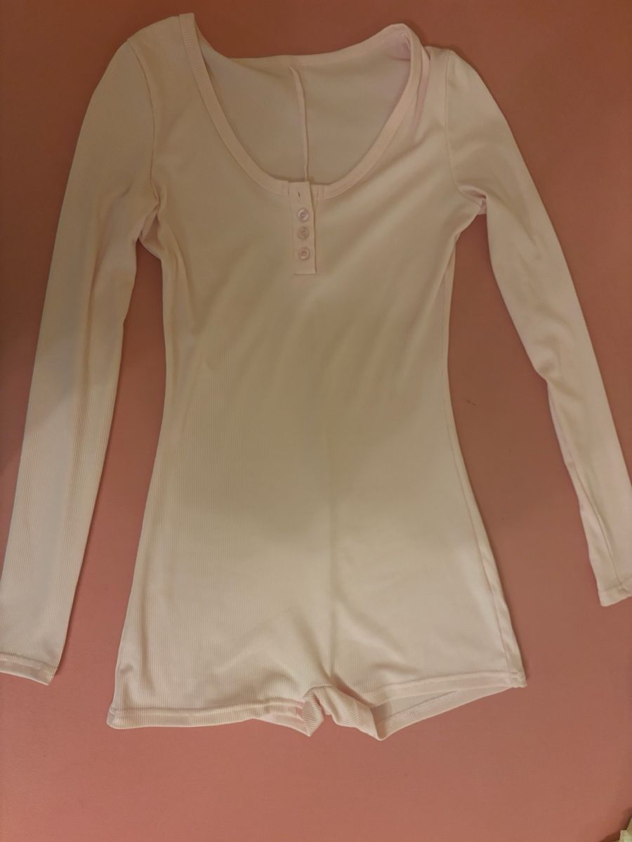 Tute: Pink Long Sleeve Romper – Nuovo e nell'imballaggio originale da Andelfingen venduto da Good_Quality