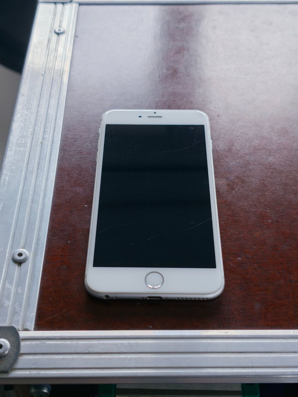 Apple Handys / Smartphones: iPhone 6 Plus mit 16 GB – Gebraucht aus Kirchberg SG von B1678
