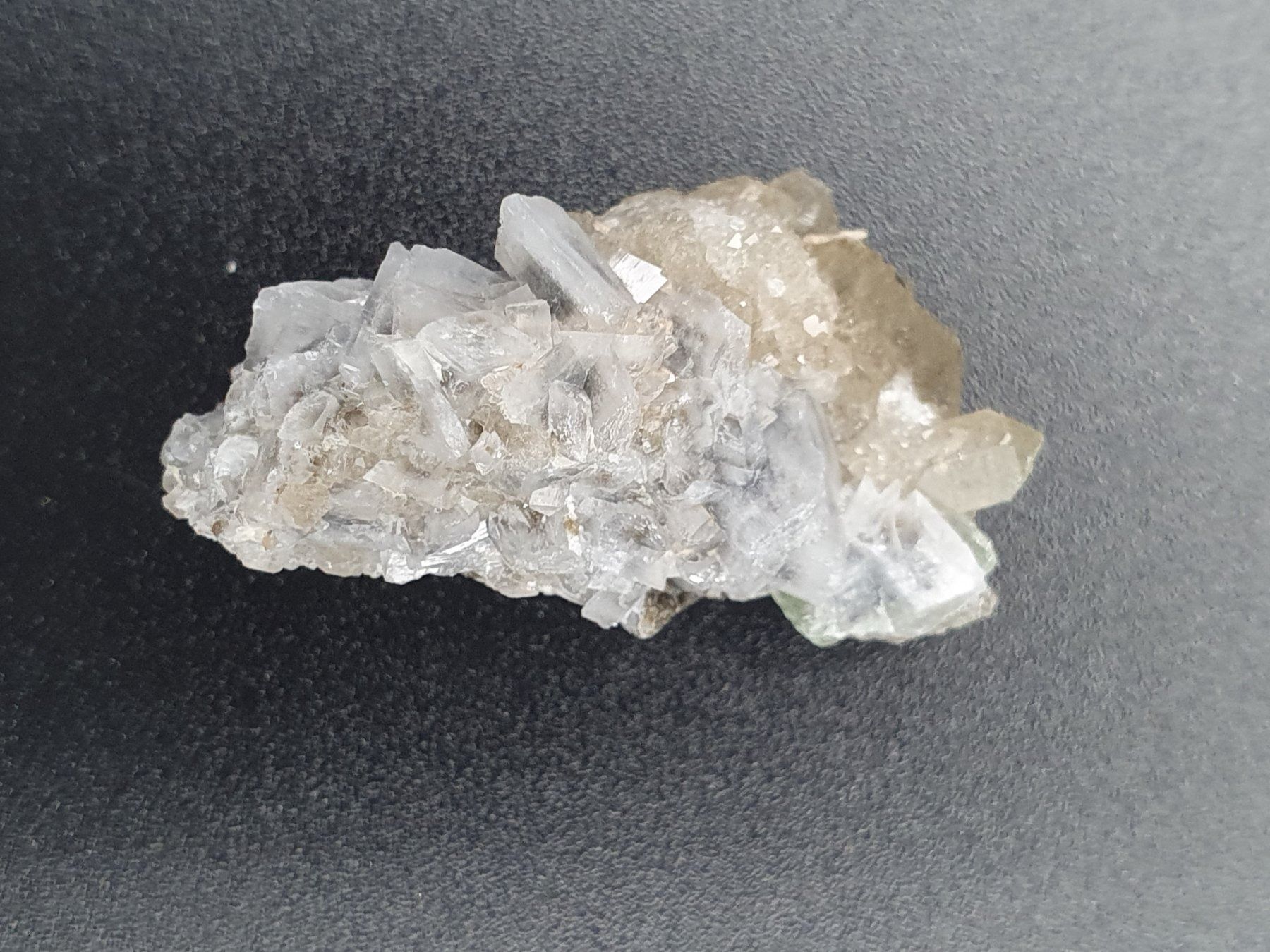 Mineralien & Heilsteine: Adular mit Phantomquarz – Neu (gemäss Beschreibung) aus Holderbank SO von swiss-minerals 3