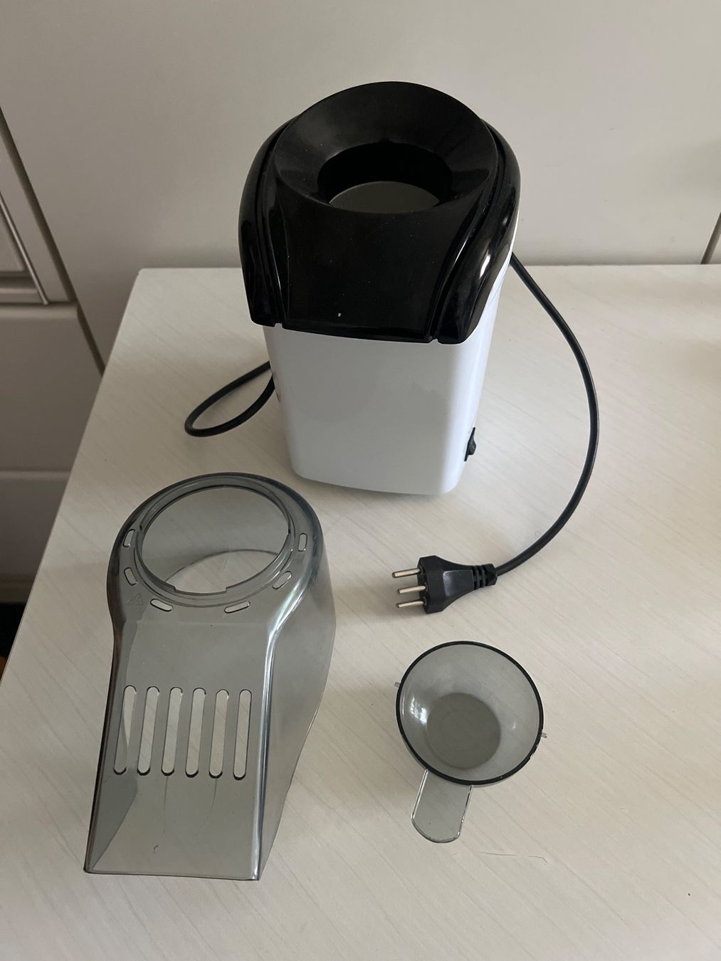 Elettrodomestici da cucina: Popcornmaschine Salco weiss – Usato da Basel venduto da friceberg2 1