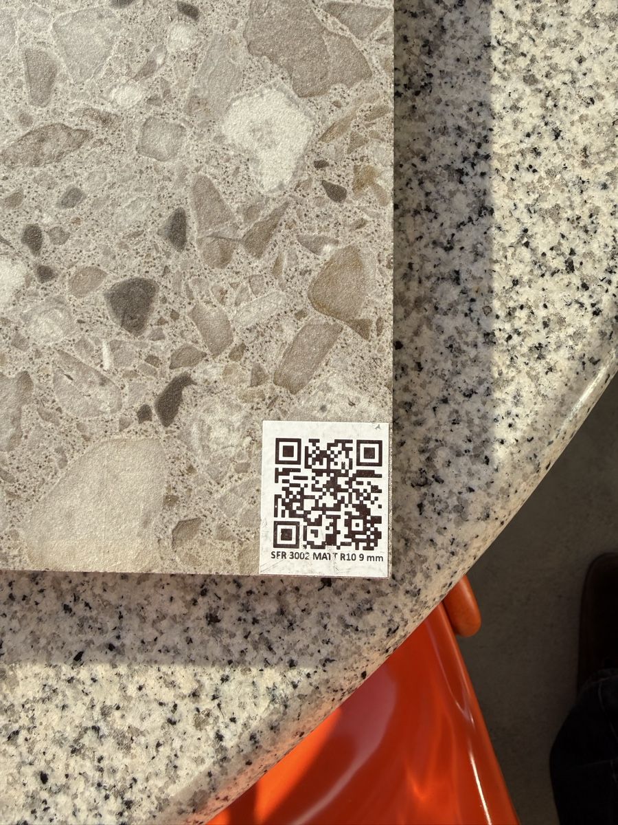 Rivestimenti per pavimenti: Marazzi Feinsteinzeugplatten Platten 30x30cm Grau Beige – Usato da Birmensdorf ZH venduto da linkel 3