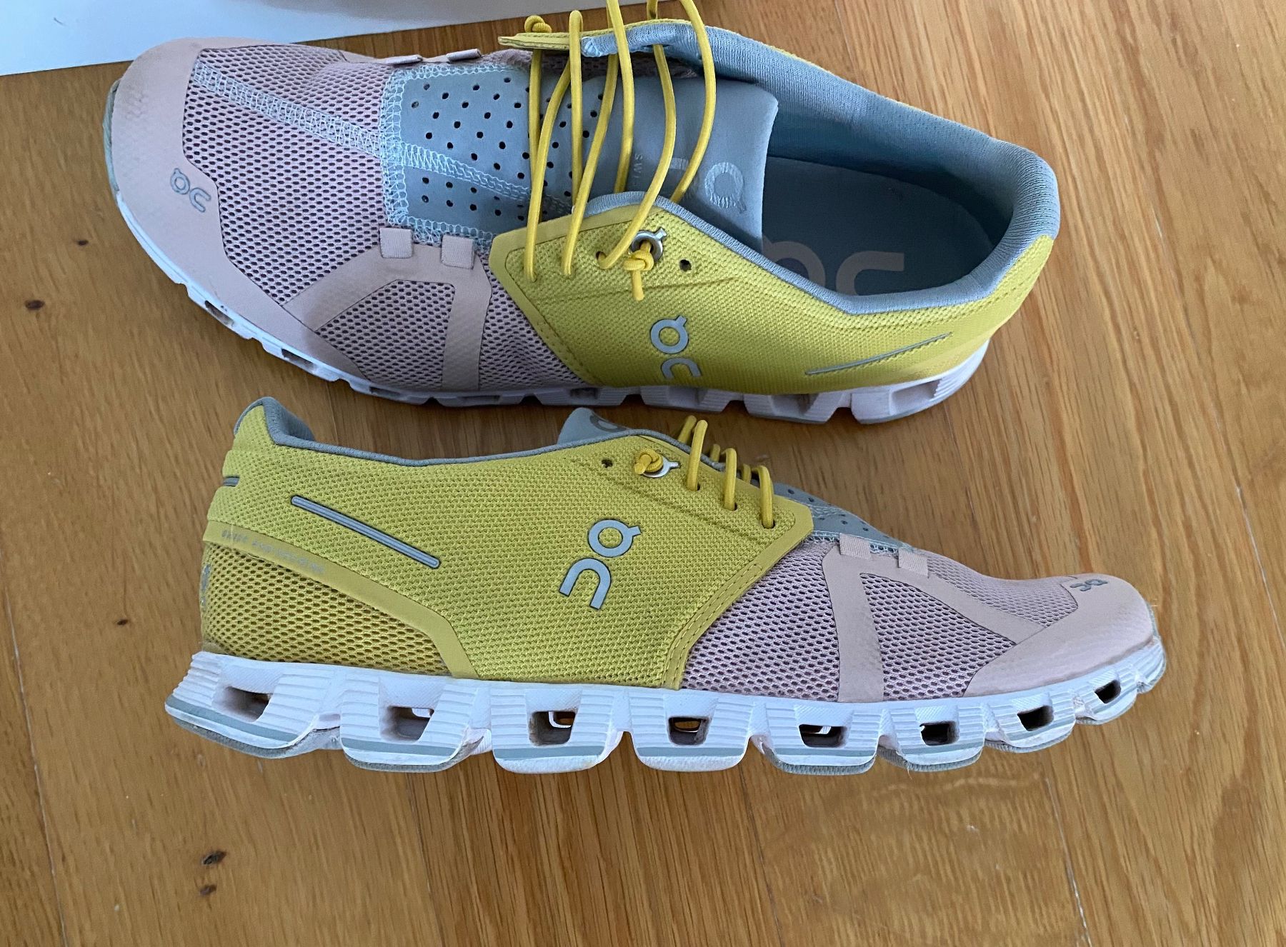 On Scarpe da uomo: ON CLOUD GR 40,5(FAST NEUWERTIG )AB 1 FRANKEN – Usato da Zürich venduto da Fashionparade 5