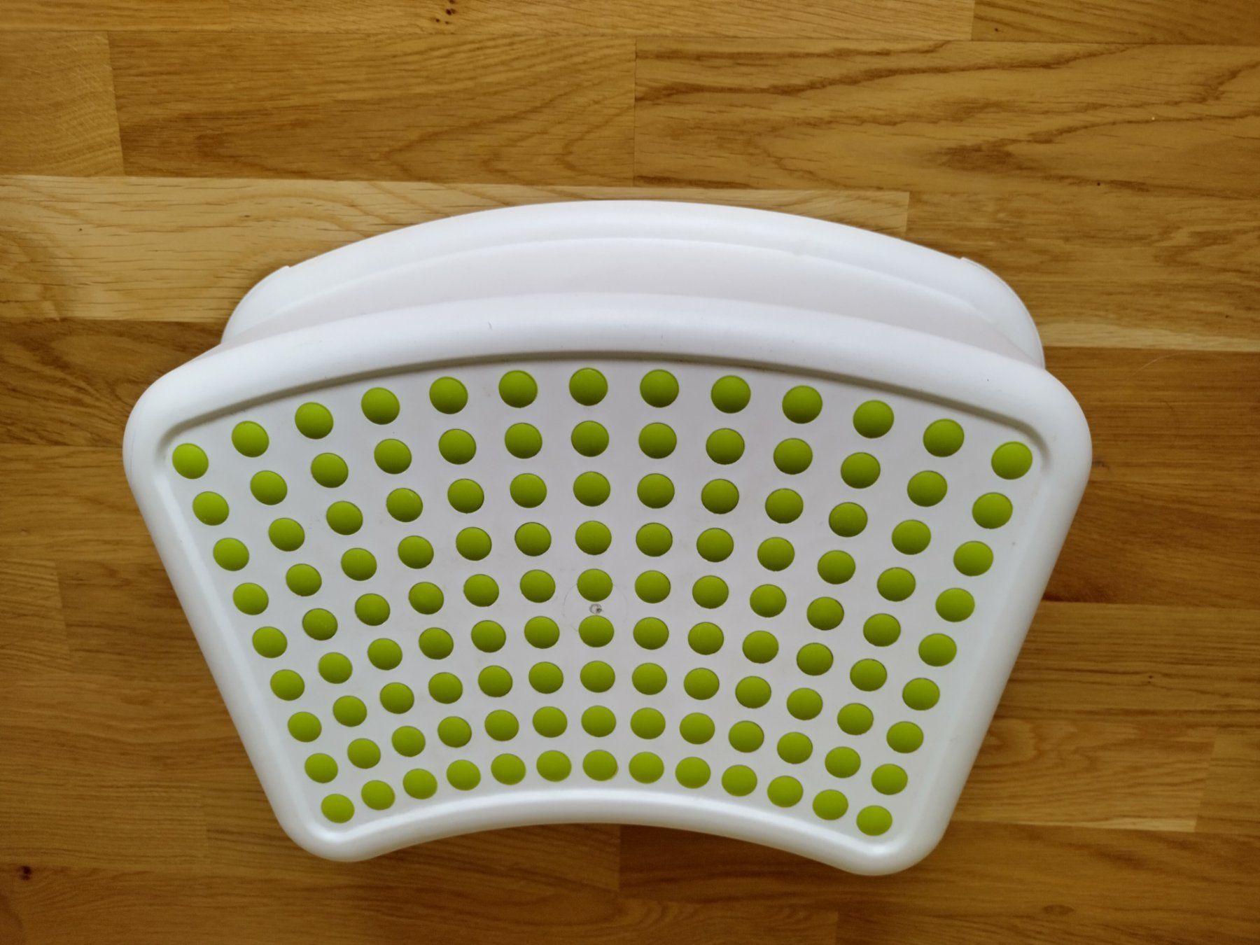 Ikea Sgabelli: Kinderhocker, weiß/grün, neuwertig – Usato da Densbüren venduto da TutaLarsen 5