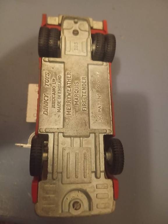 Dinky Toys Modellini d'auto: Dinky Toys Feuerwehr – Usato da Basel venduto da Petergunn 4