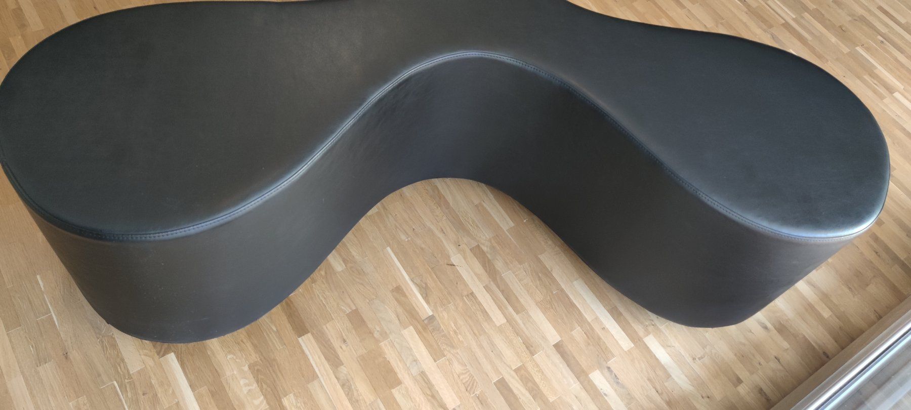 Panchine: Vitra Flowerbench schöner Zustand – Usato da Basel venduto da Kaupo1 2