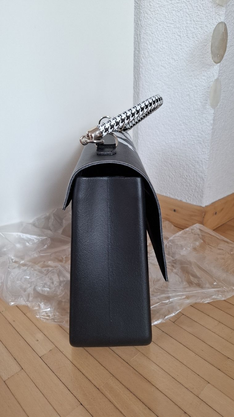 Obag Borse da donna: obag queen – Usato da Schwarzenbach SG venduto da LoveBag 3