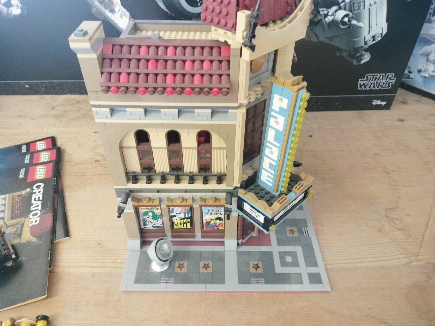 Lego Spielzeuge: Lego Creator Expert 10232 Palace Cinema Modular ab 1.- – Gebraucht aus Wil SG von RoyalBricks 5