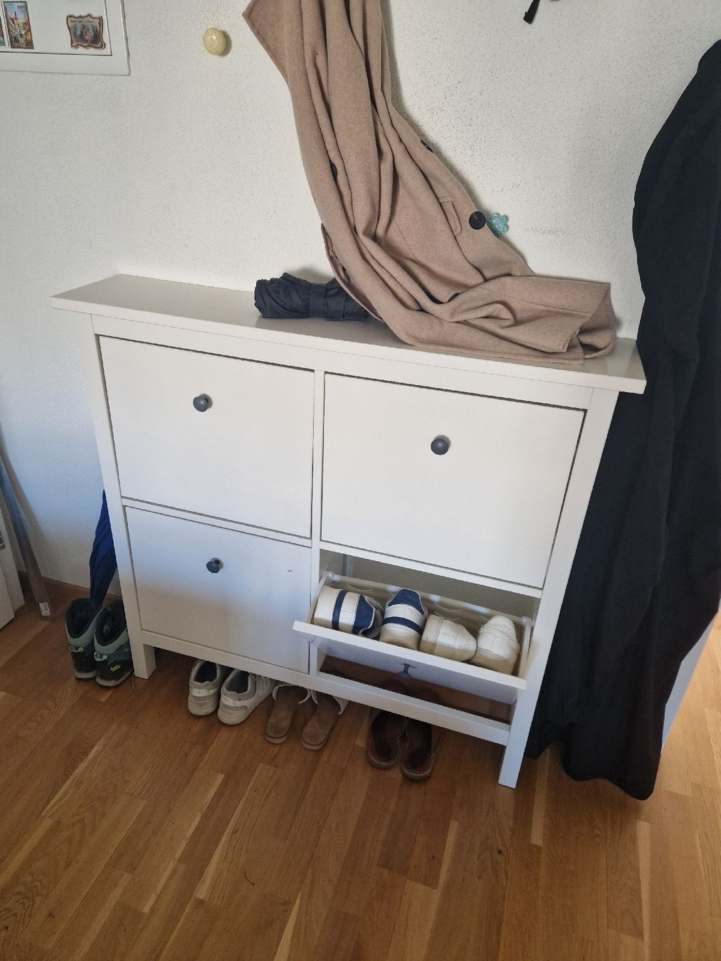 Scaffali: Gratis! Schuhkasten / Schuhgestell – Usato da Zürich venduto da nonsense322