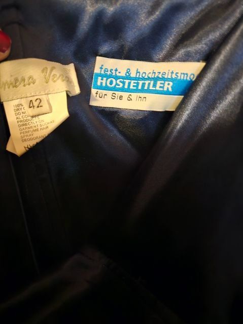 Kleider: Blaues Festtags Kleid – Gebraucht aus Hinwil von reg_sp8s 1