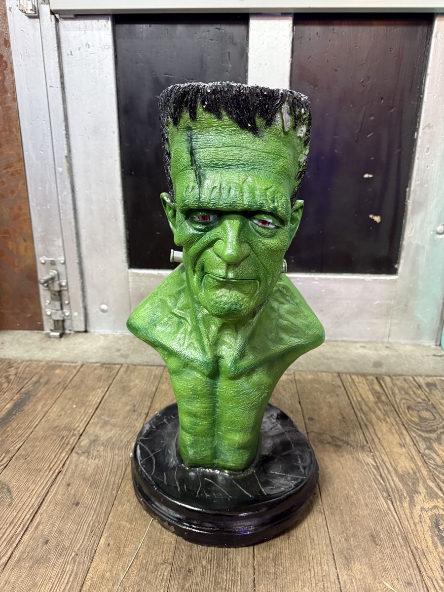 Statuette: Frankenstein Sammlerfigur – Usato da AARBURG venduto da cheapstuff
