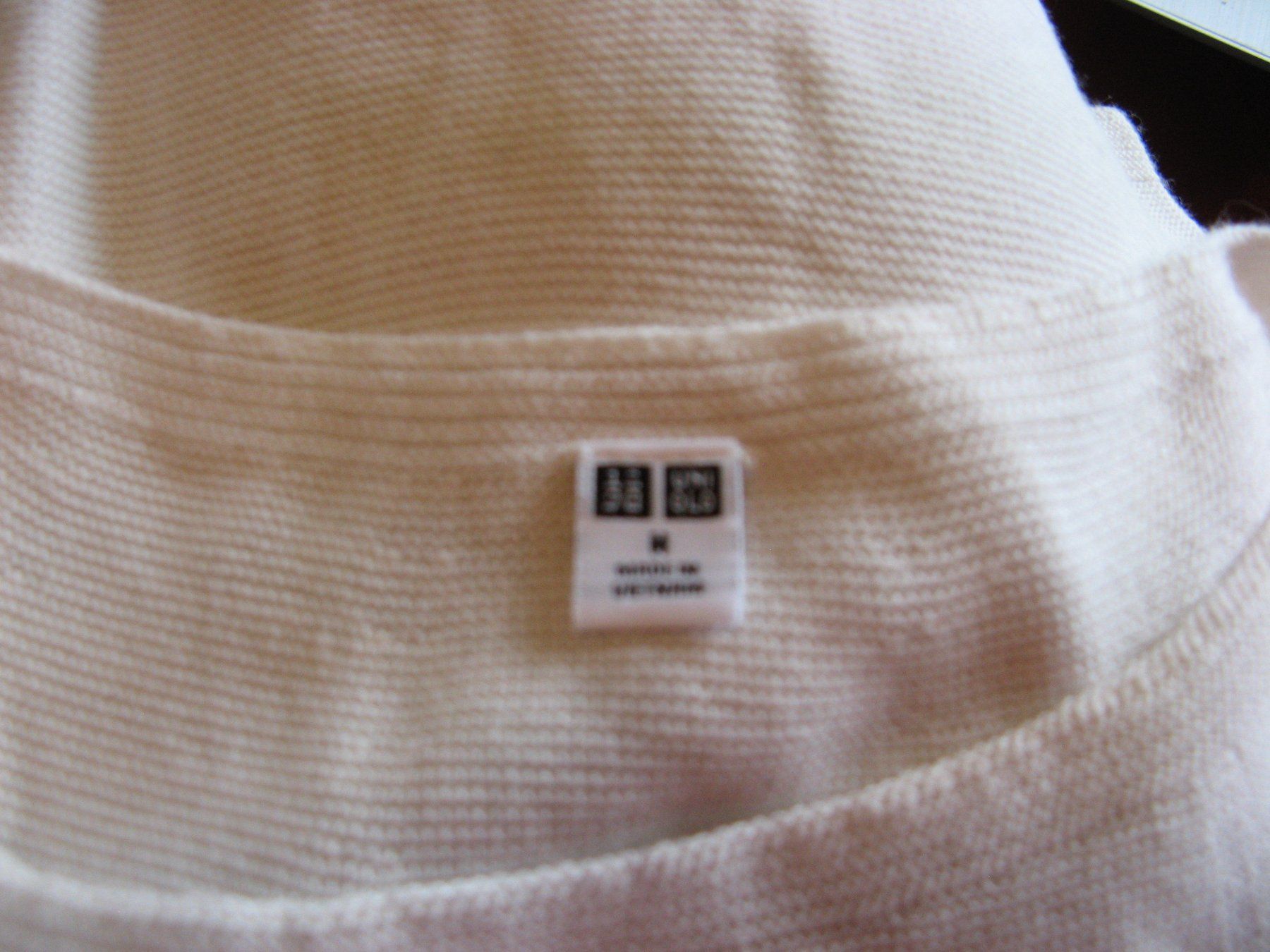 Uniqlo Maglioni & Felpe: Pullover gestreift Uniqlo Gr. M – Usato da Zürich venduto da apil 5