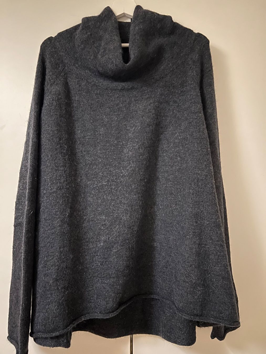 Maglioni & Felpe: Damen Pullover von Rundholz grau Wollmischung – Usato da Zürich venduto da Roon123